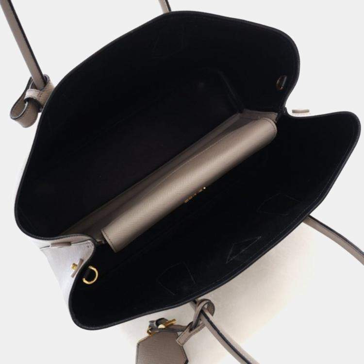 مملوكة مسبقًا Prada Saffiano Double Cuir Tote