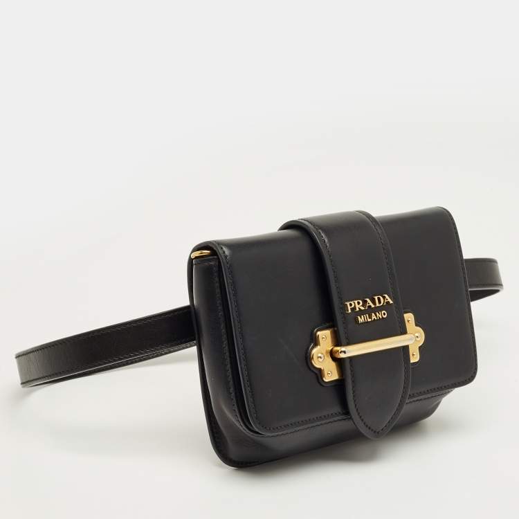 Pre Owned حقيبة خصر برادا جلد كاهير أسود