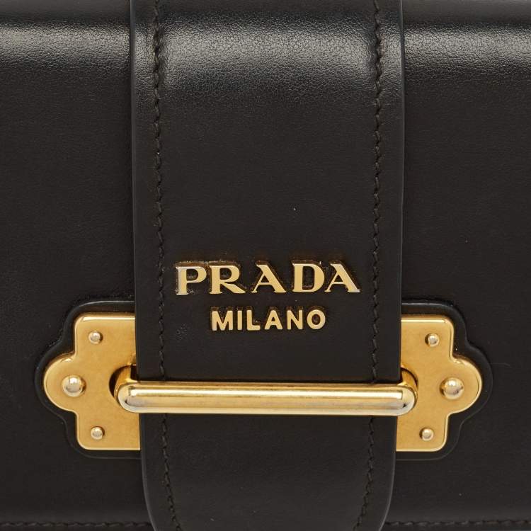 Pre Owned حقيبة خصر برادا جلد كاهير أسود