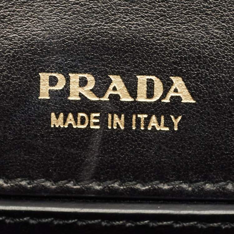 Pre Owned حقيبة خصر برادا جلد كاهير أسود