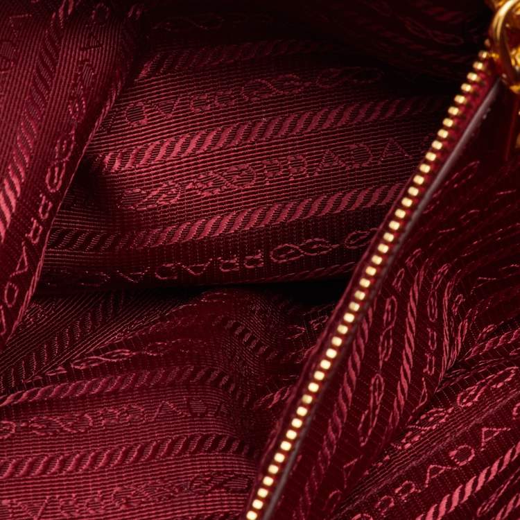Pre Owned Prada Red Brushed Leather Double Zip Tote