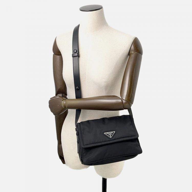 Pre Owned Prada Padded Re-Nylon Shoulder Bag Black Nylon Leather Size Small