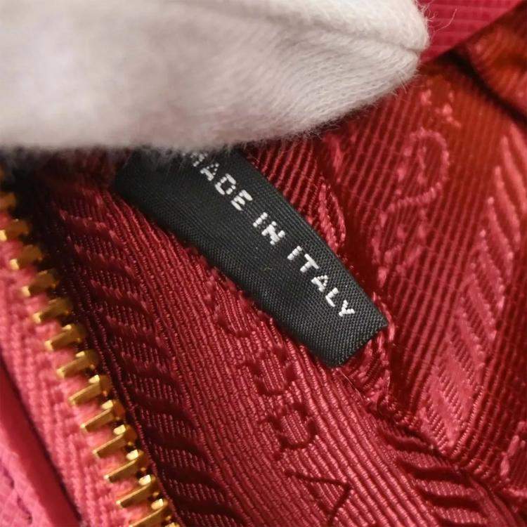 مملوكة مسبقًا Prada Pink Leather 2way Handbag