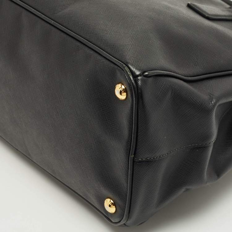Pre Owned Prada Black Saffino Leather Medium Double Zip Tote