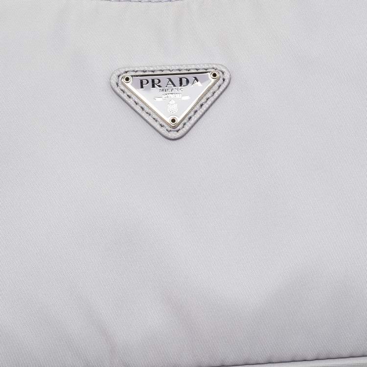 Pre Owned Prada Light Lilac Nylon Re-Edition 2000 Shoulder Bag