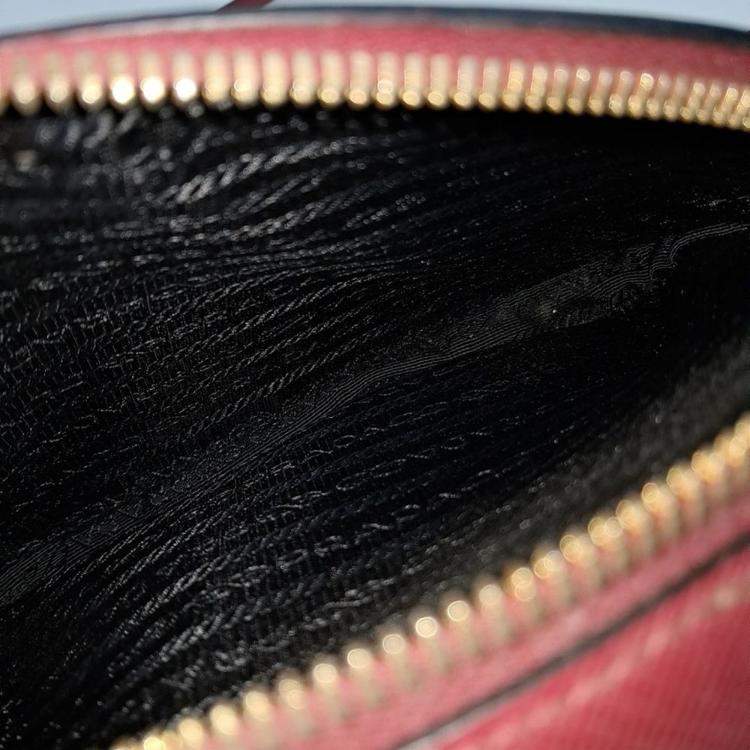 Pre Owned Prada Red Leather Saffiano Odette Bag