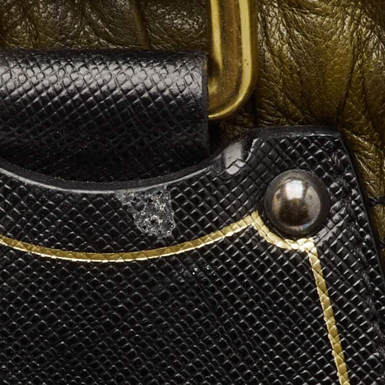 Pre Owned Prada Olive Green/Black Leather Gaufre Antic Tote