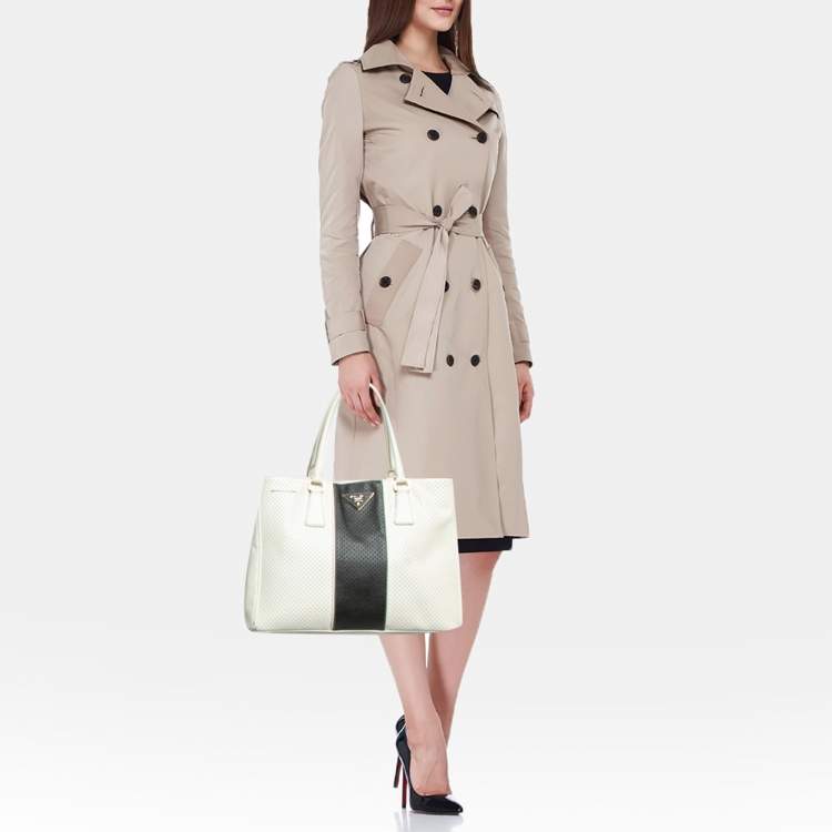 Pre Owned Prada Gardener's Medium Off White/Black Saffiano Leather Tote