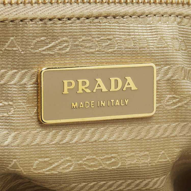 Pre Owned Prada Gardener's Medium Off White/Black Saffiano Leather Tote