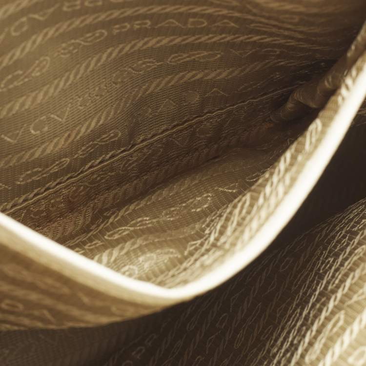 Pre Owned Prada Gardener's Medium Off White/Black Saffiano Leather Tote