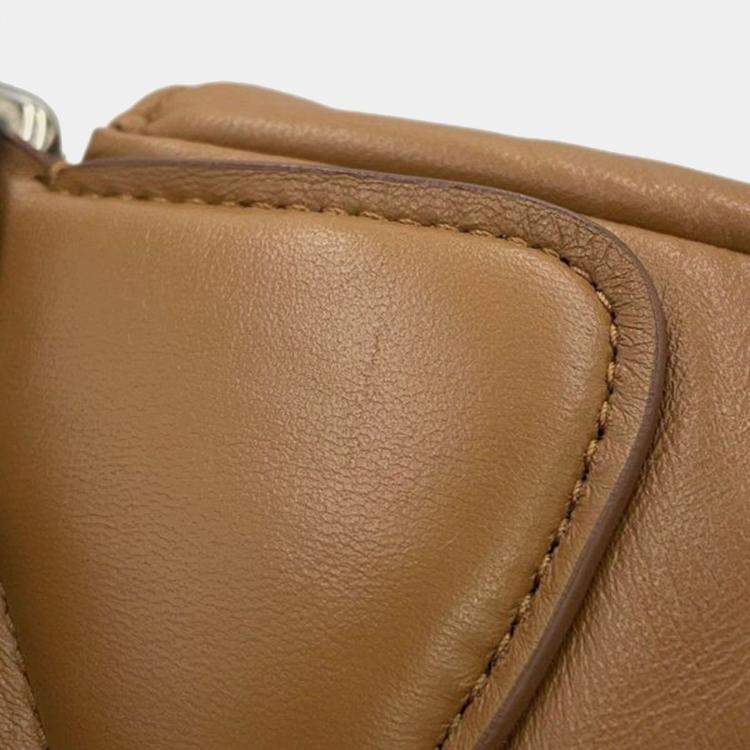 مملوكة مسبقًا Prada Brown Nappa Soft Padded Re Edition 2002 Moon Satchel