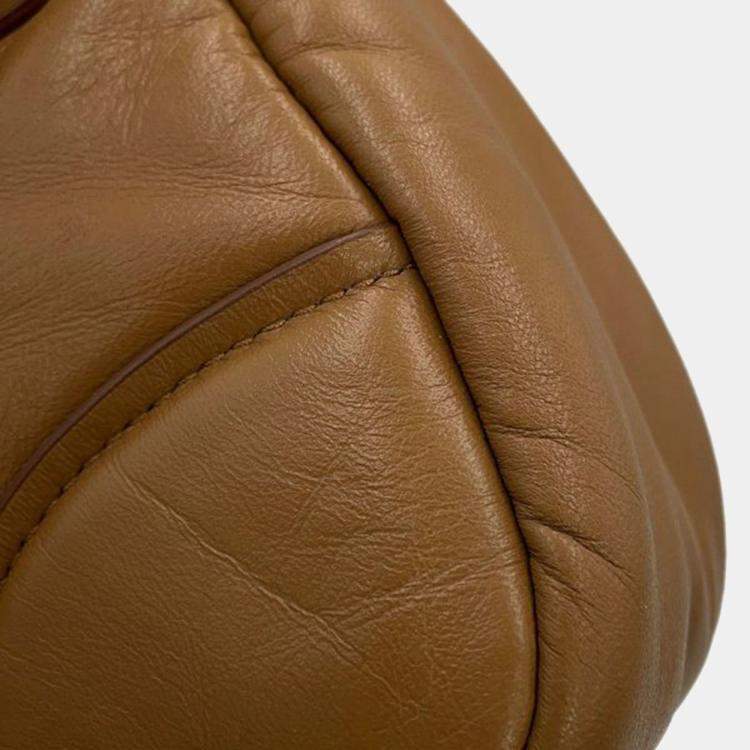 مملوكة مسبقًا Prada Brown Nappa Soft Padded Re Edition 2002 Moon Satchel