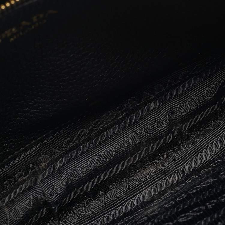 Pre Owned Prada Black Vitello Leather Flap Crossbody Bag