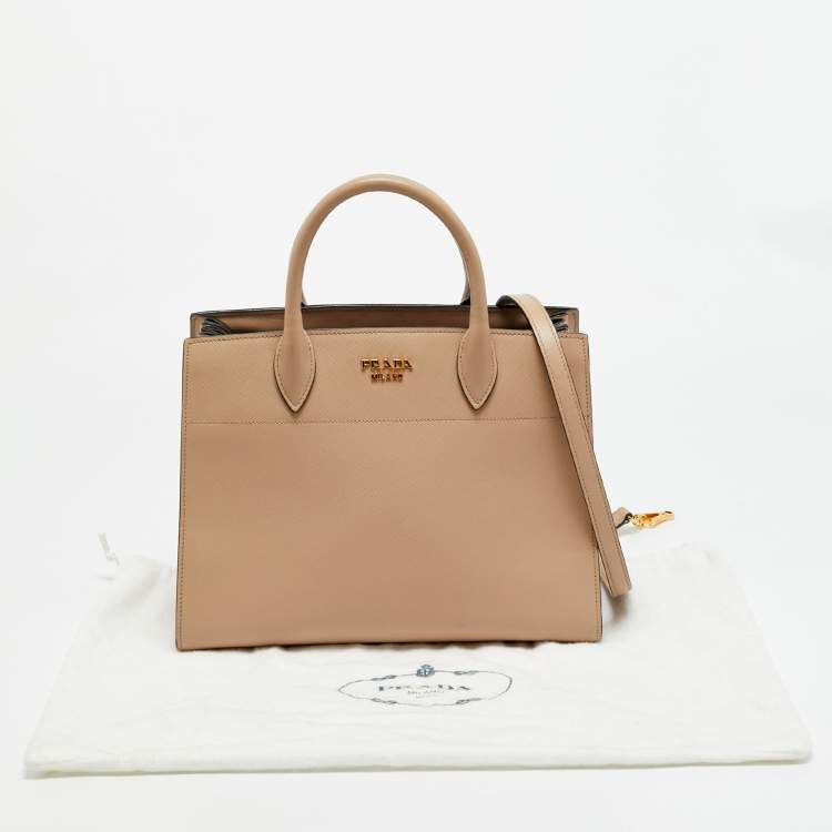 مملوكة مسبقًا Prada Bibliotheque Beige Saffiano Leather Tote