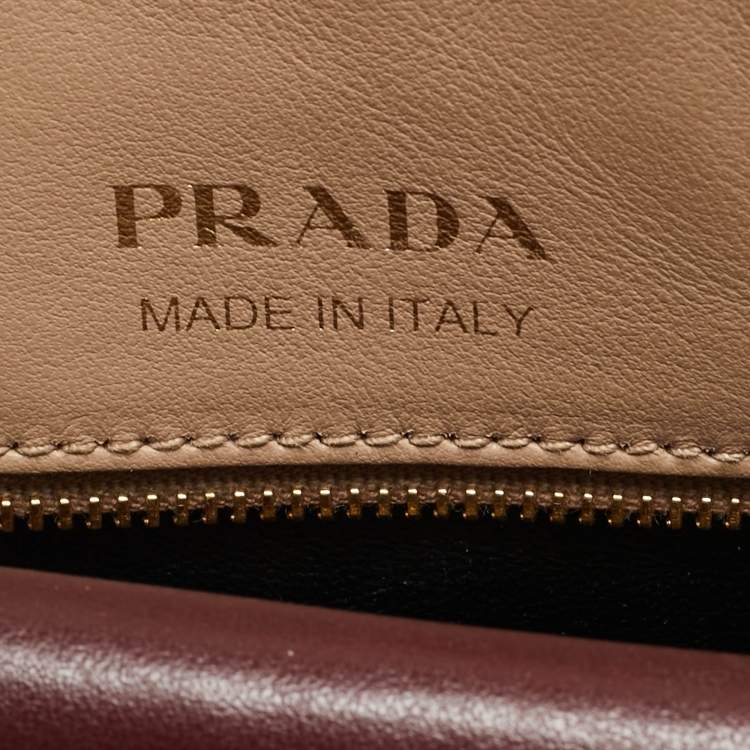 مملوكة مسبقًا Prada Bibliotheque Beige Saffiano Leather Tote