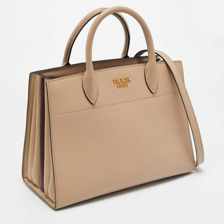 مملوكة مسبقًا Prada Bibliotheque Beige Saffiano Leather Tote