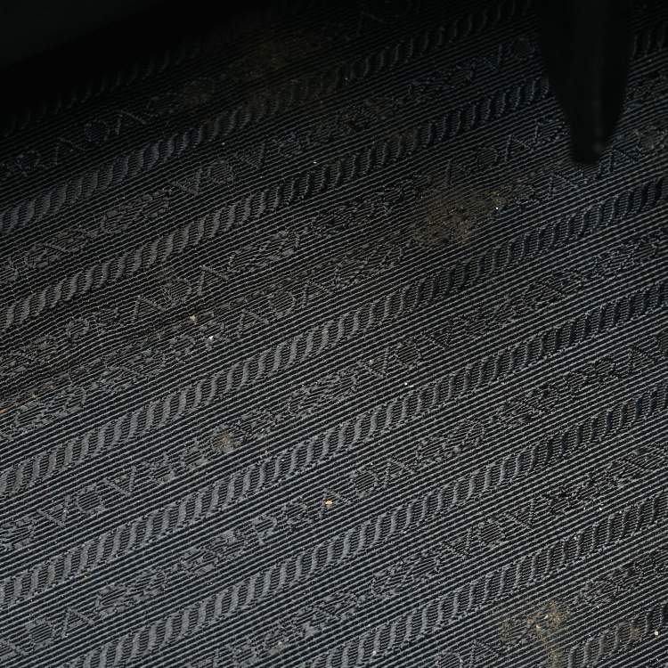 Pre Owned Prada Esplanade City Medium Black Saffiano Leather Tote