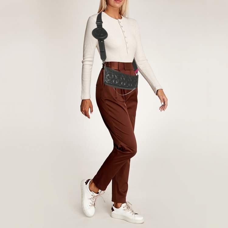 Pre Owned Prada Re-Edition 2005 Black Woven Raffia Shoulder Bag