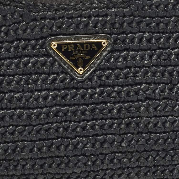 Pre Owned Prada Re-Edition 2005 Black Woven Raffia Shoulder Bag