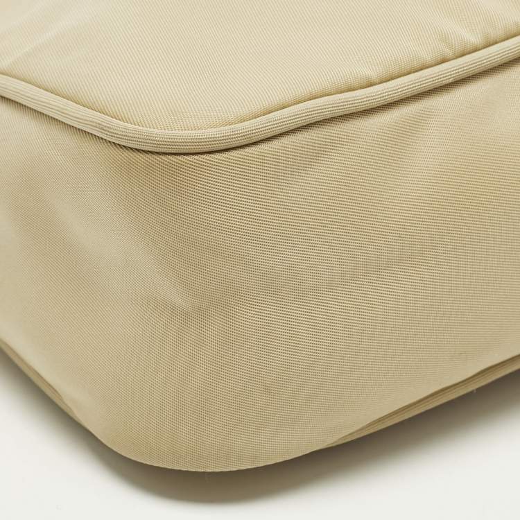 Pre Owned Prada Re-Edition 2000 Cream Nylon Shoulder Bag
