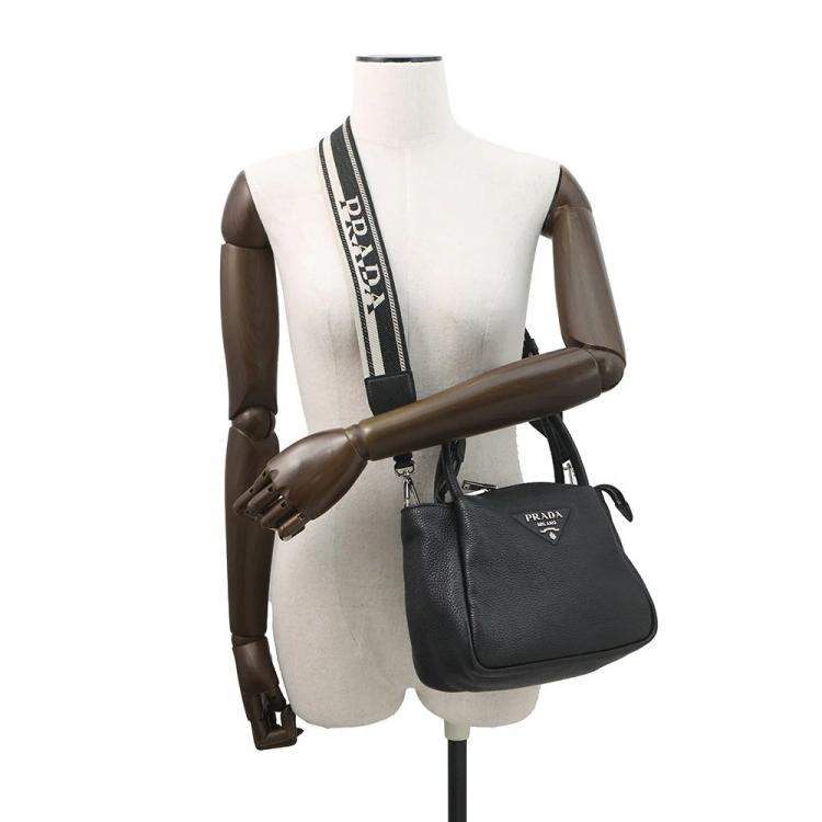 مملوكة مسبقًا Prada Vitello Dino 2Way Handbag Black Leather Size Small