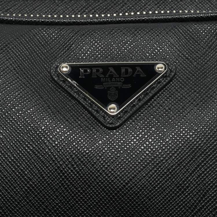 Pre Owned حقيبة حزام برادا جلد سافيانو لوكس أسود للسفر