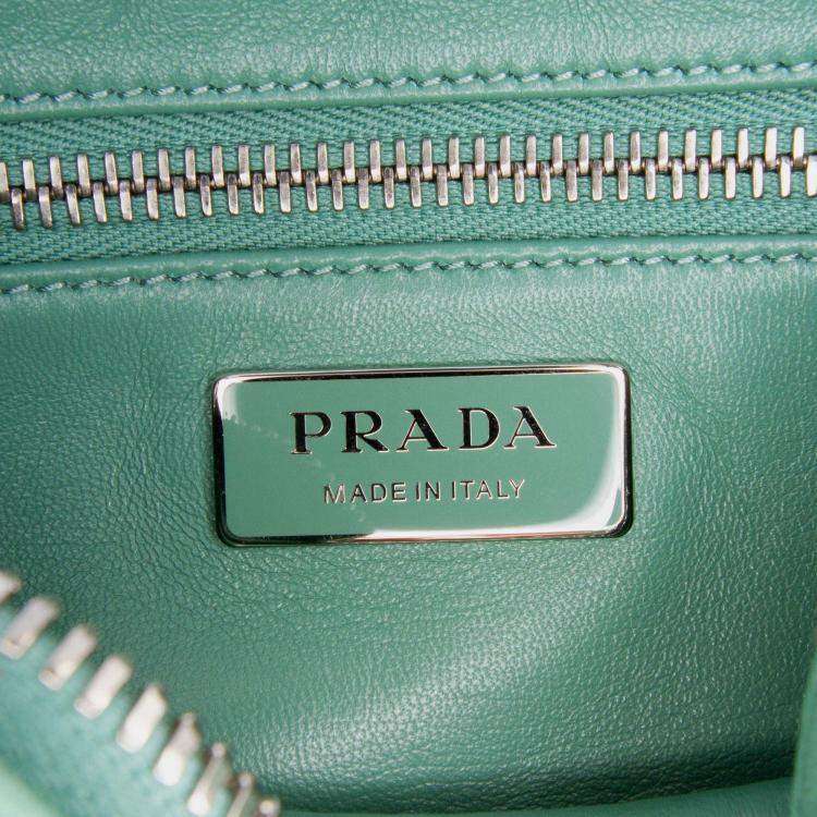 Pre Owned Prada Green Nappa Antique Multi Pocket Crossbody