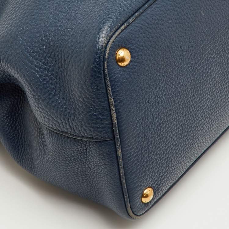 مملوكة مسبقًا Prada Daino Navy Blue Leather Shopper Tote