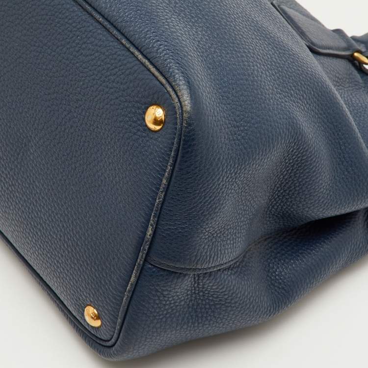 مملوكة مسبقًا Prada Daino Navy Blue Leather Shopper Tote