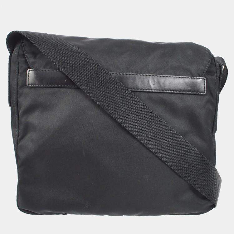 مملوكة مسبقًا Prada Black Nylon Crossbody Bag