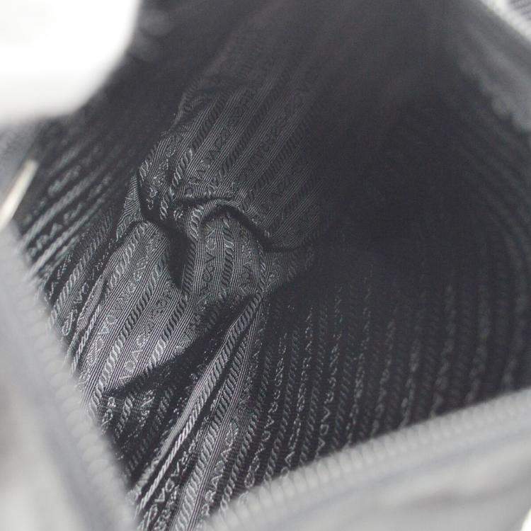 مملوكة مسبقًا Prada Black Nylon Crossbody Bag