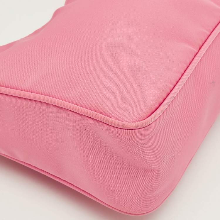مملوكة مسبقًا Prada Re-Edition 2000 Pink Nylon Shoulder Bag