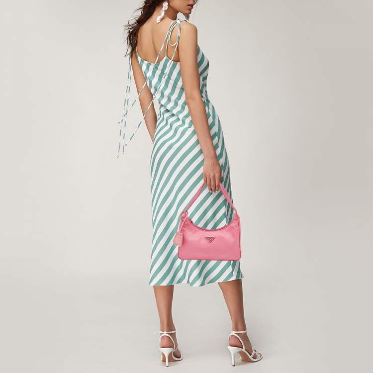 مملوكة مسبقًا Prada Re-Edition 2000 Pink Nylon Shoulder Bag