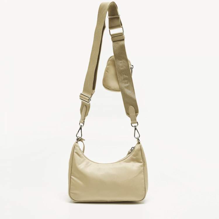 Pre Owned Prada Re-Edition 2005 Cream Nylon Shoulder Bag
