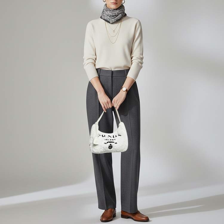 Pre Owned Prada Re-Edition 2000 Off White/Black Terrycloth Fabric Shoulder Bag