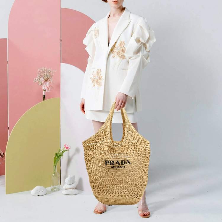 Pre Owned Prada Logo Cream/Black Woven Raffia Beach Bag