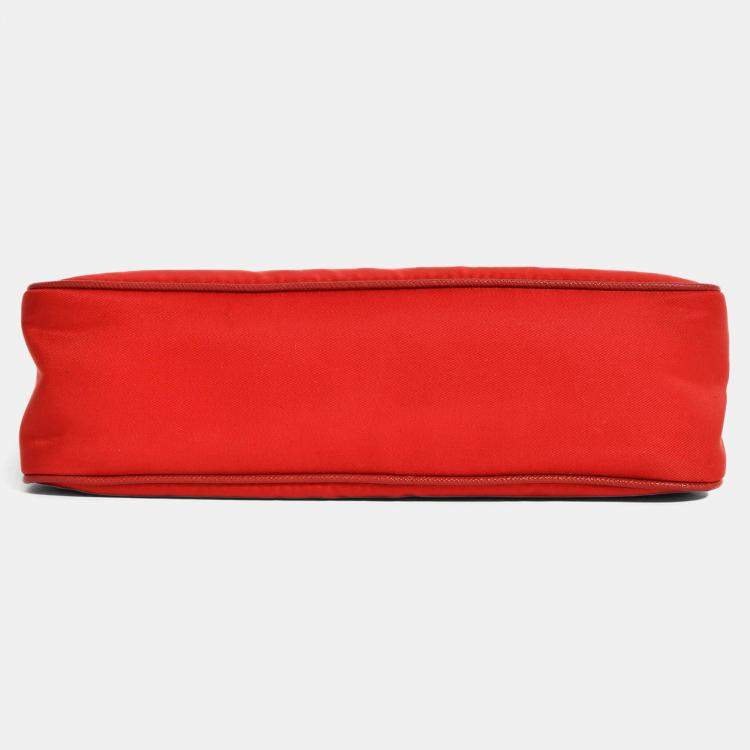 Pre Owned Prada Limited Edition Red Re-Nylon 2005 Shoulder Bag