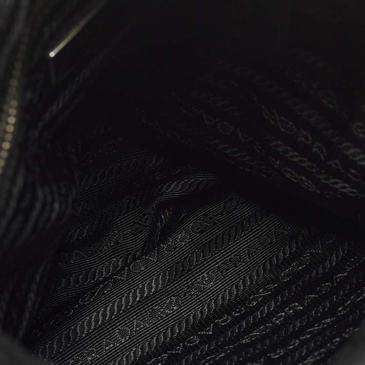 Pre Owned Prada Flat Black Nylon Messenger Bag