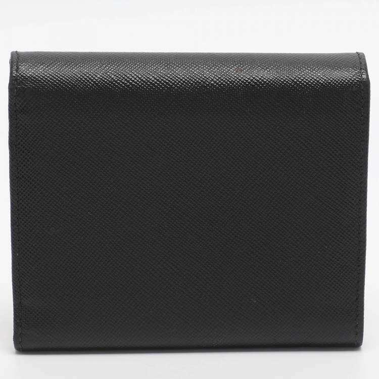 Pre Owned Prada Black Saffiano Metal Leather Bifold Wallet
