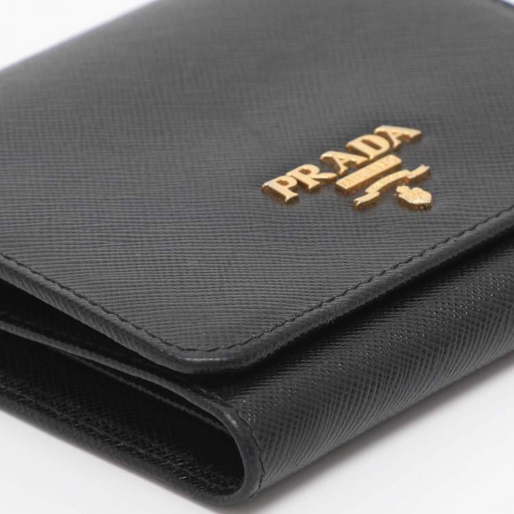 Pre Owned Prada Black Saffiano Metal Leather Bifold Wallet