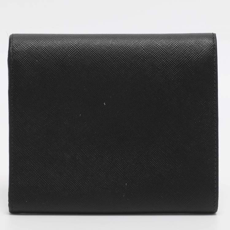 Pre Owned Prada Black Saffiano Lux Leather Bifold Wallet