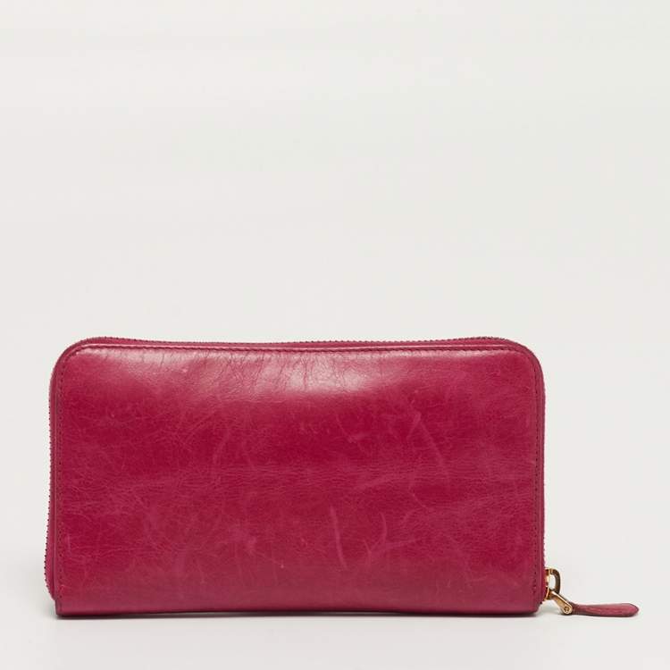 Pre Owned Prada Zip Pink Vitello Shine Leather Continental Wallet