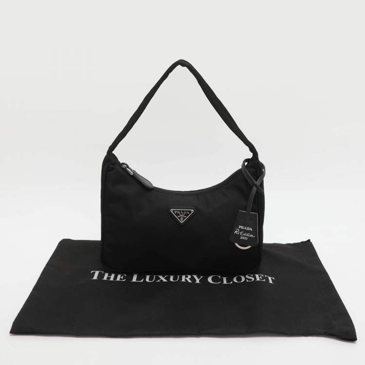 Pre Owned Prada Re-Edition 2000 Black Nylon Shoulder Bag