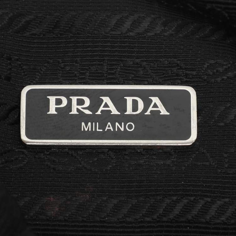 Pre Owned Prada Re-Edition 2000 Black Nylon Shoulder Bag