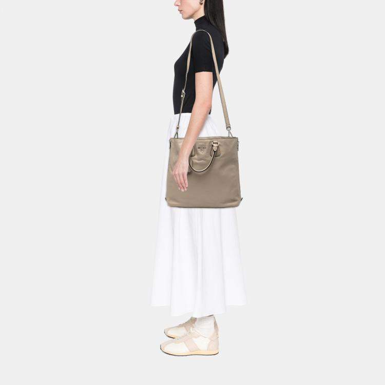 Pre Owned Prada Brown Vitello Daino Side Zip Convertible Tote