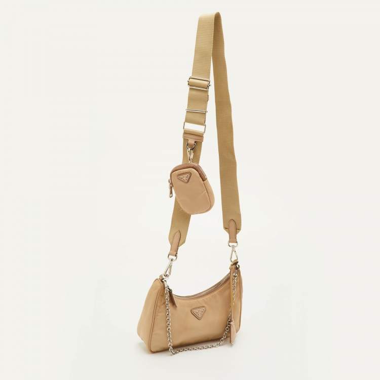 Pre Owned Prada Re-Edition 2005 Beige Nylon Shoulder Bag