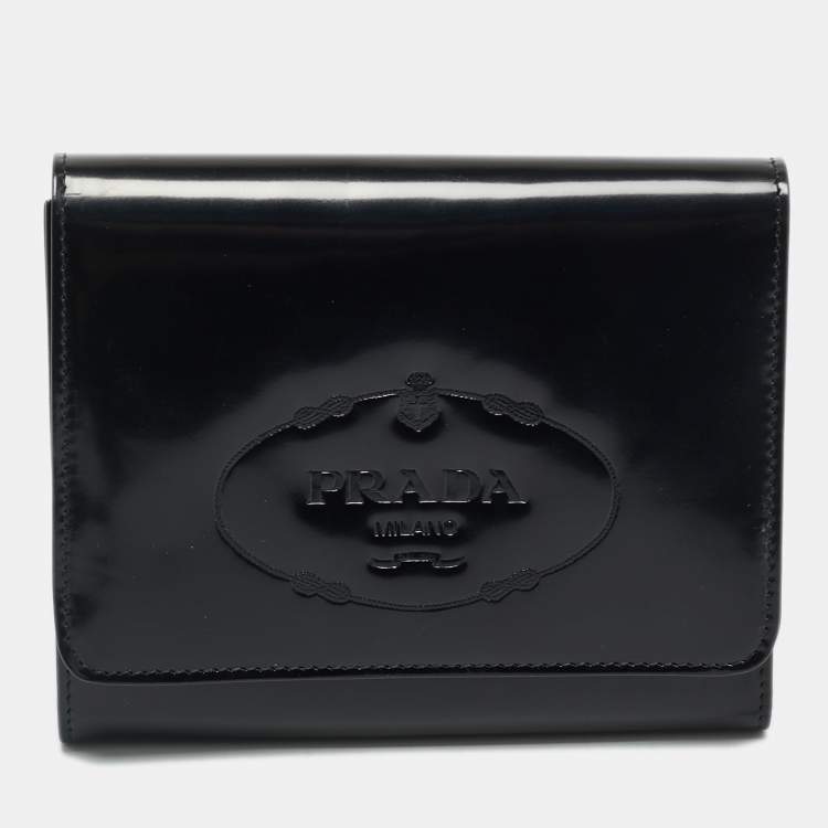 Pre Owned Prada Black Spazzolato Leather Trifold Wallet