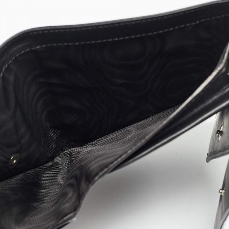 Pre Owned Prada Black Spazzolato Leather Trifold Wallet