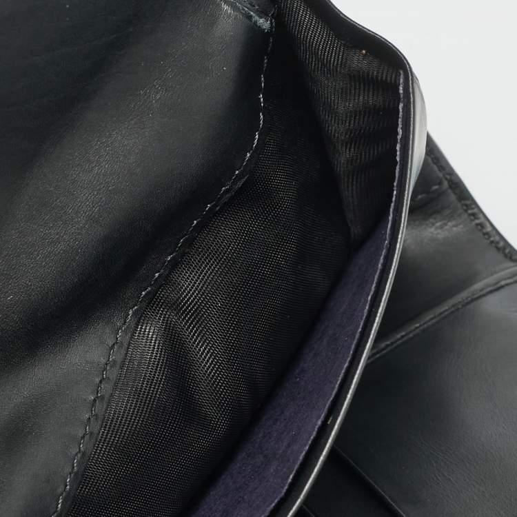 Pre Owned Prada Black Spazzolato Leather Trifold Wallet