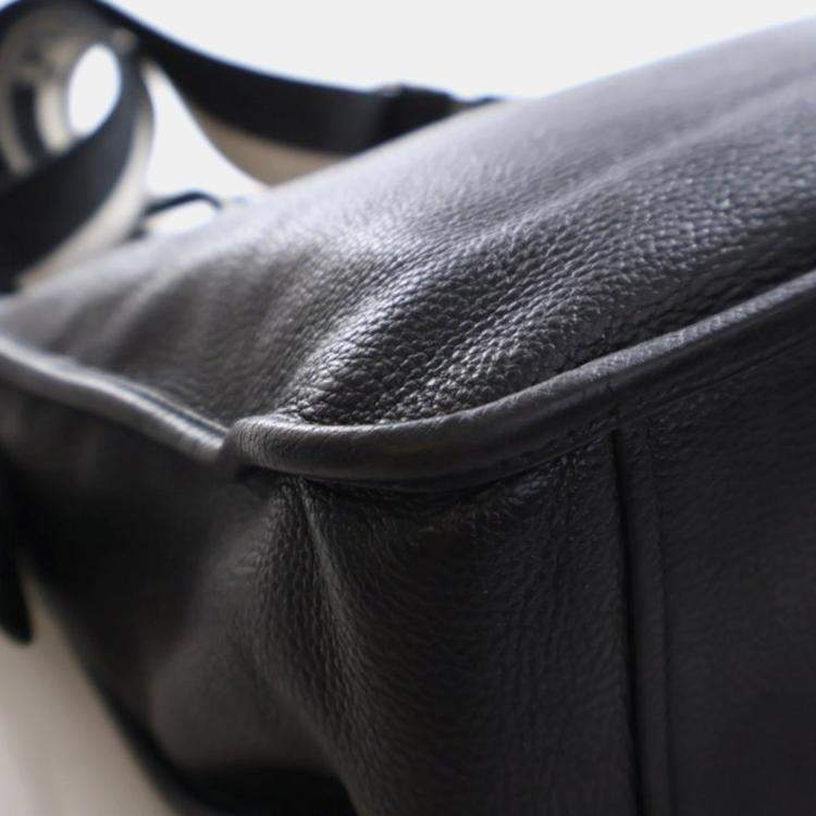 مملوكة مسبقًا Prada Medium Vitello Daino Black Crossbody Bag